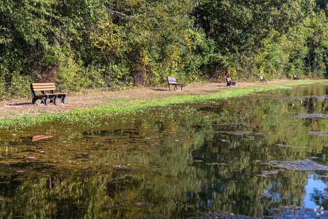 Merrydale offers quiet parks and green spaces for relaxation.