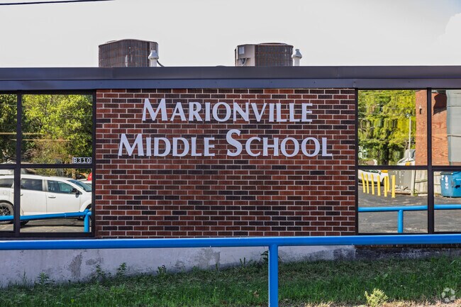 Marionviell Middle School students attend grades 6th through 8th.