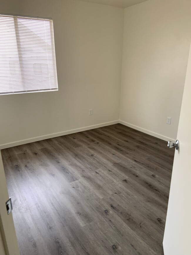 3198 N Bumblebee Dr unit C, Prescott Valley, AZ 86314 - photo 6