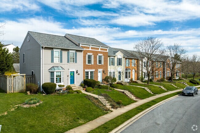 Some of the townhomes in Whitter are located right next to Wetherburne Park.