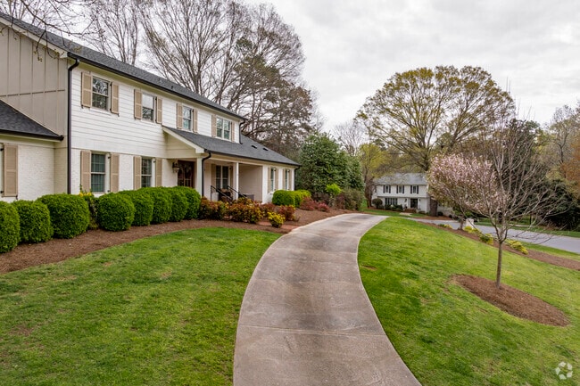 Large homes and yards dominate the Mountainbrook neighborhoods.