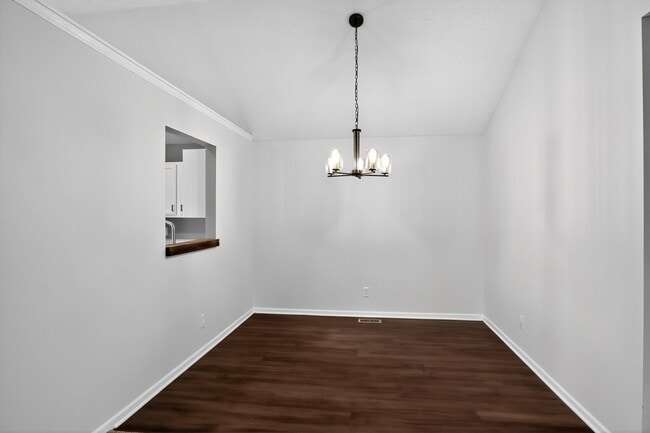 9592 Maple Way, Indianapolis, IN 46268 - photo 7