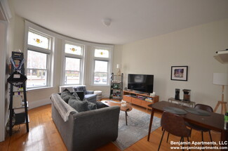 1824 Beacon St Unit 1822 Beacon St #1, Brookline, MA 02445
