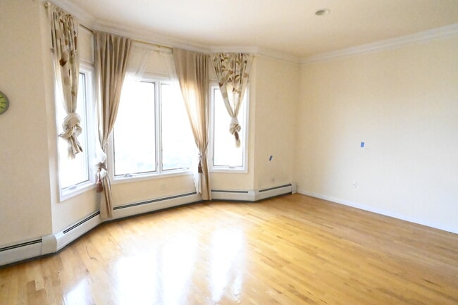 434B 7th St, Palisades Park, NJ 07650 - photo 3