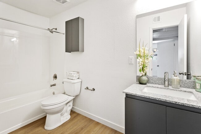 The Hamptons, Mesa, AZ 85204 - photo 6