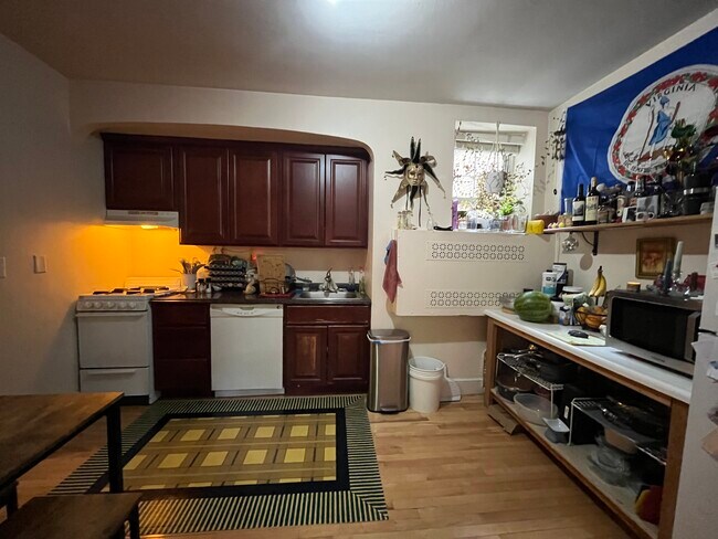 1559 Beacon St unit 1, Brookline, MA 02446 - photo 6