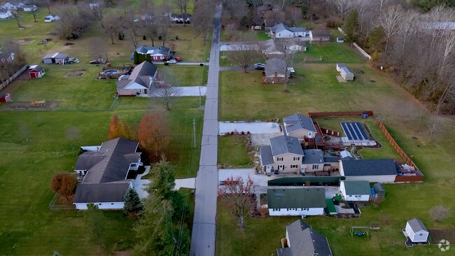 FinaL_Neighborhood_Spring-Lake_526626_01252024_RD1_MA_V3