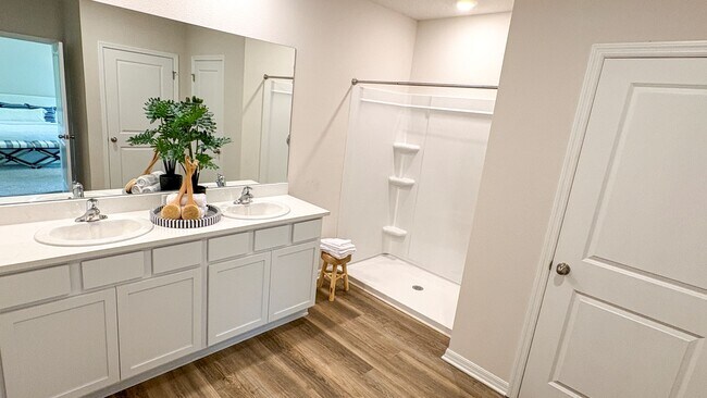 13124 Bending Creek Trail, Parrish, FL 34219 - photo 7