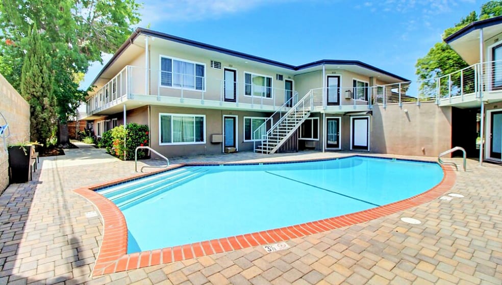 CATO, Torrance, CA 90501 - photo 1