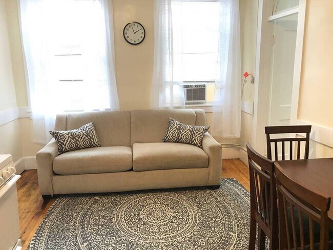161 Endicott St unit 5R, Boston, MA 02113 - photo 5