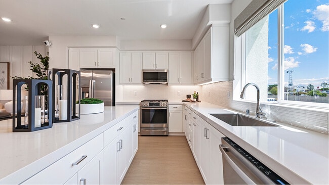 1630 E Park St unit 36037478, Anaheim, CA 92805 - photo 6