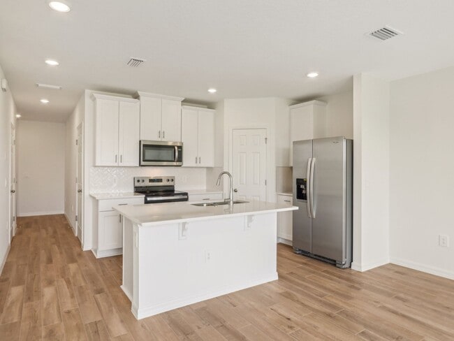 16394 Bird of Paradise Ave, Four Corners, FL 34714 - photo 6