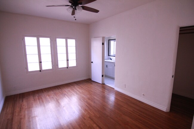 8517 Horner St unit 8, Los Angeles, CA 90035 - photo 2