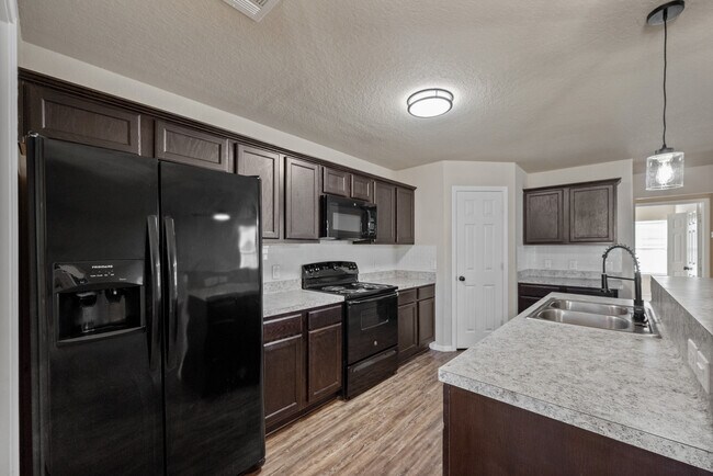 16649 E Forrestal, Montgomery, TX 77316 - photo 7