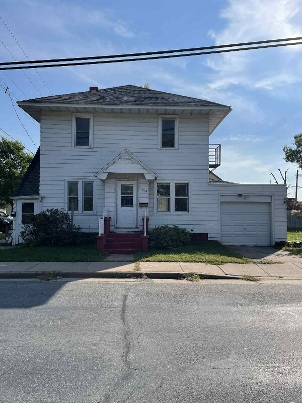 633 Starr Ave, Eau Claire, WI 54703
