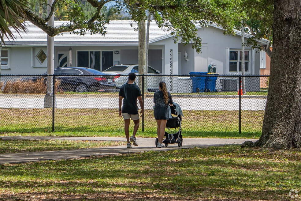 Rolling Hills Golf and Tennis Club