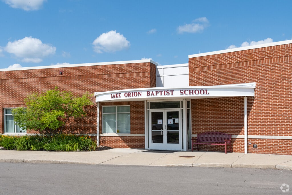 Lake Orion Baptist School, in Lake Orion, provides a faith-based education.