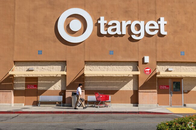 Discover the latest fashion collections at Target in Polo Grounds, Bakersfield.