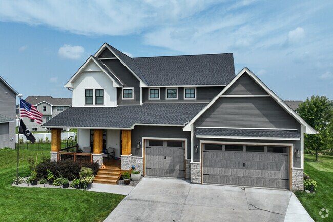 As more land becomes available, new home builds with custom floor plans and large lots are common in Delano.