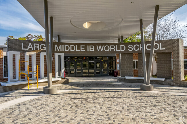 Largo middle school is going under some renovations to adapt to its growing students.