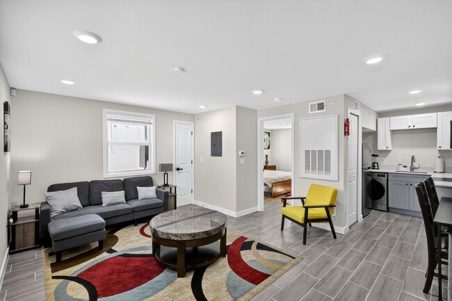 Beachside Palms @ Daytona Beach, Daytona Beach, FL 32118 - photo 4