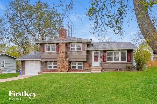 10606 W 71st Place, Shawnee, KS 66203 - photo 2