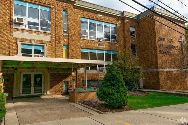 Mount Carmel Guild Academy serves students in the West Orange community.