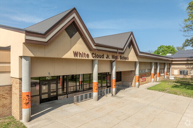 White Cloud Junior/Senior High School is located in White Cloud, Michigan.