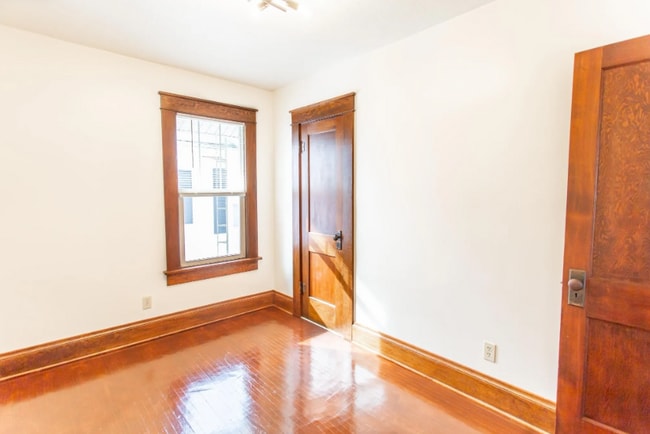 1610 17th Ave, Monroe, WI 53566 - photo 7