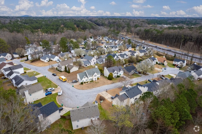 Gresham Park is a small tight community located in Dekalb County.