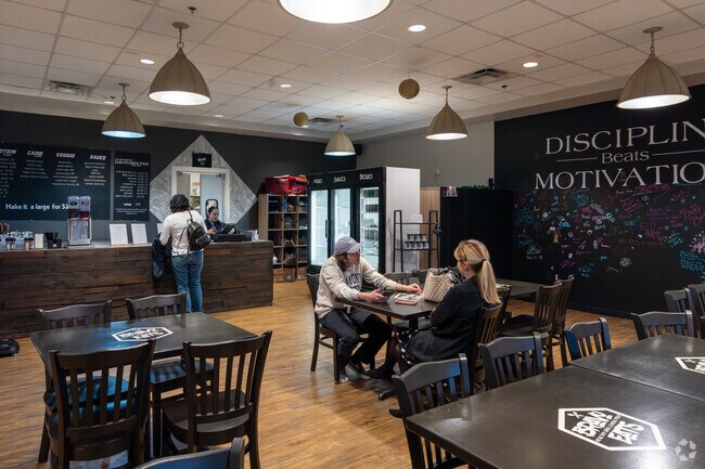 Residents of Kennedale get to enjoy healthy food and meal preps at Bravo Eats.