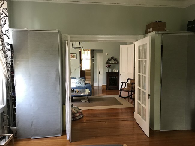 3340 Bishop St unit 1, Cincinnati, OH 45220 - photo 6