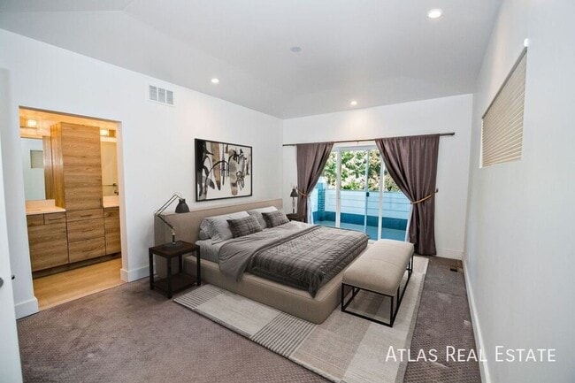 2156 S Sherman St, Denver, CO 80210 - photo 2