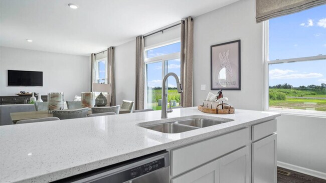 14925 S Parkview Dr, Plainfield, IL 60544 - photo 2