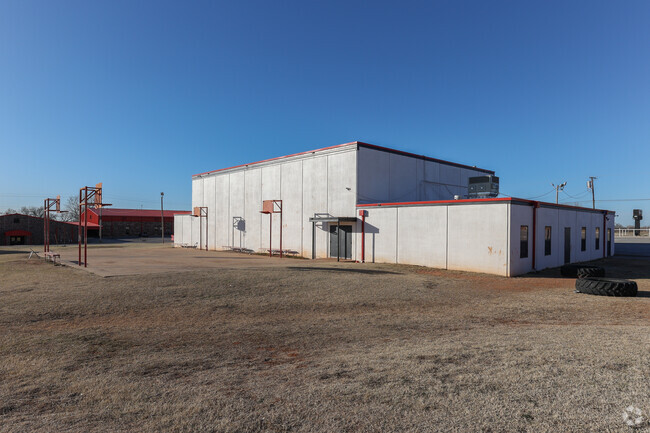 The students have a spacious basketball court and exercise field at Ninnekah Middle School.