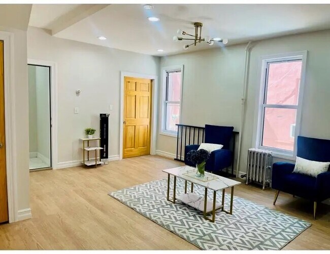 39 E 52nd St unit 2, Brooklyn, NY 11203 - photo 4