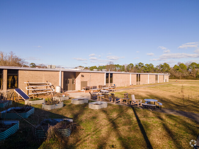 Benjamin Syms Middle School