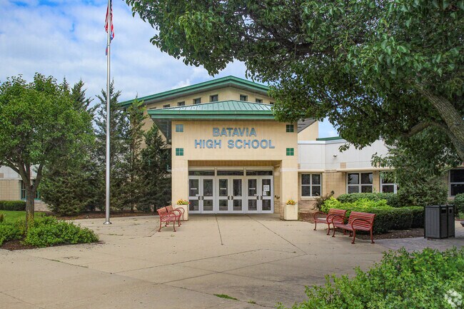 Welcome to Batavia Sr High School in Northwest Batavia, IL.