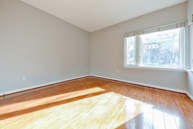 110 Strathmore Rd unit 204, Brighton, MA 02135 - photo 7