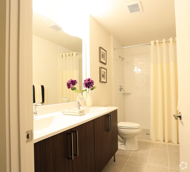 Harbor Square, Ossining, NY 10562 - photo 2