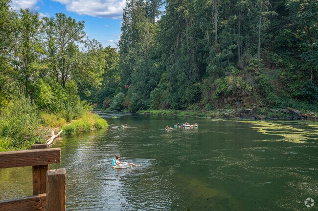 Enjoy a day floating on the Tualatin River, easily accessible from the Fields Bridge Park.