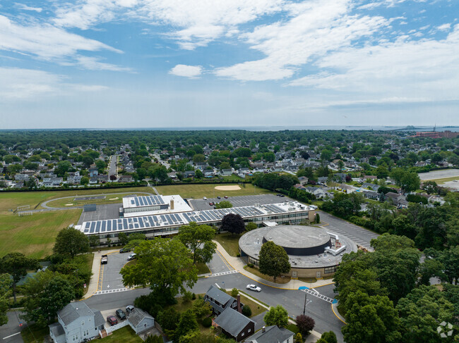 Beach Street Middle School is located in the West Islip neighborhood.
