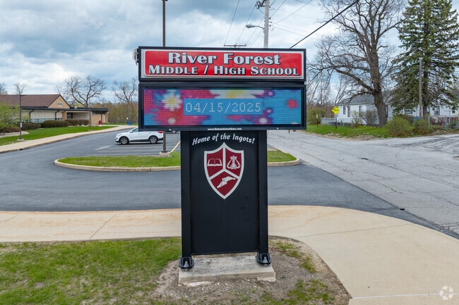 River Forest Jr-Sr Public High School pylon.
