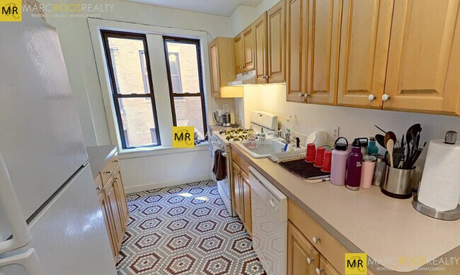 460 Park Dr unit 2, Boston, MA 02215 - photo 4