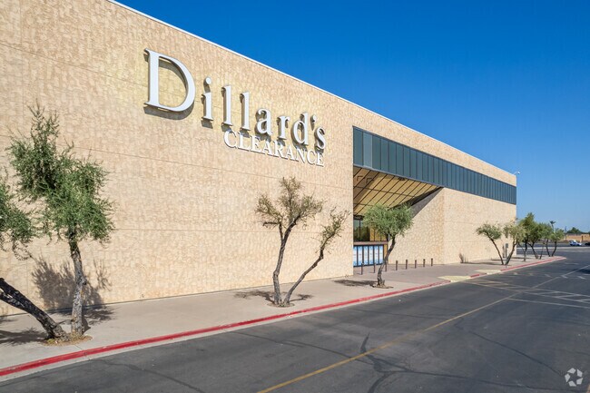 Discover quality fashion at Dillard's in Maryvale.