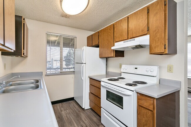 Boulder Creek, Boise, ID 83714 - photo 2