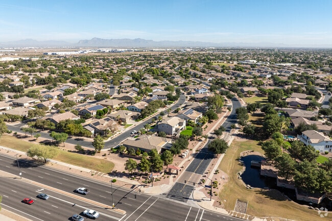 Cortina’s master-planned layout connects homes to parks and schools.