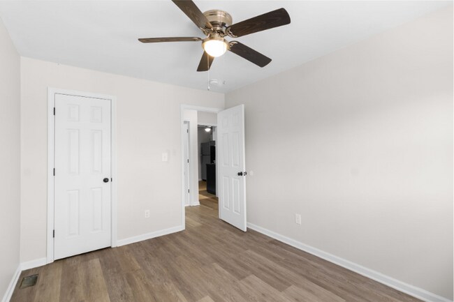 1122 Morgan St unit B, Fayetteville, NC 28305 - photo 7