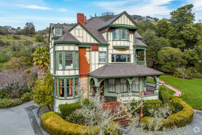 Falkirk Cultural Center in San Rafael is a beautiful 19th-century eleven-acre country estate.