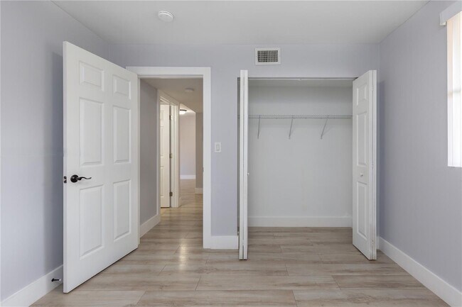 14931 SW 82nd Ln unit 205, Miami, FL 33193 - photo 3